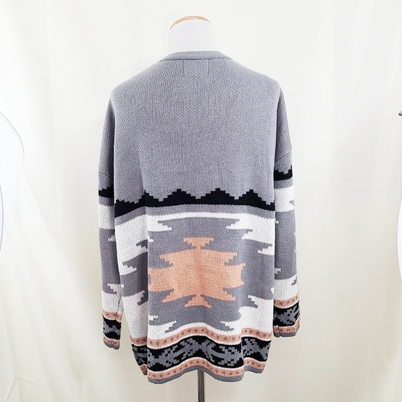 Heimish USA aztec print cardigan sweater pink gray Women's size small medium M - Picture 4 of 7